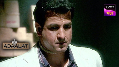 Adaalat Season 1 Episode 67 - Dave Hiraasat Mein Part 1