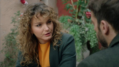 Episode 817 still