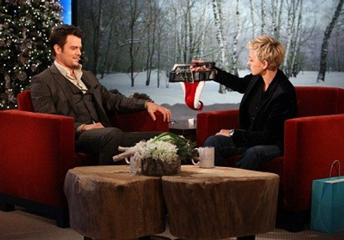 Day #3 of 12 Days of Giveaways - Josh Duhamel, Laura Dern still