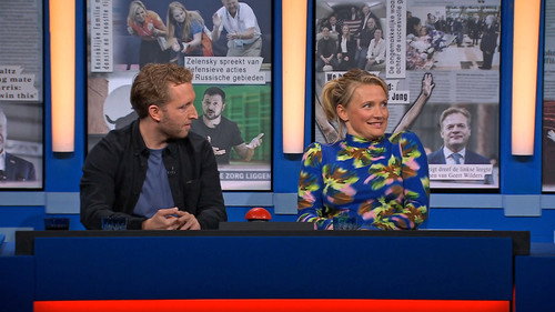 Dit Was Het Nieuws Season 47 Episode 5 - Mai Verbij & Krista Arriëns