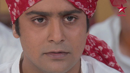 Diya Aur Baati Hum Season 1 Episode 12 - The neighbours tease Santosh