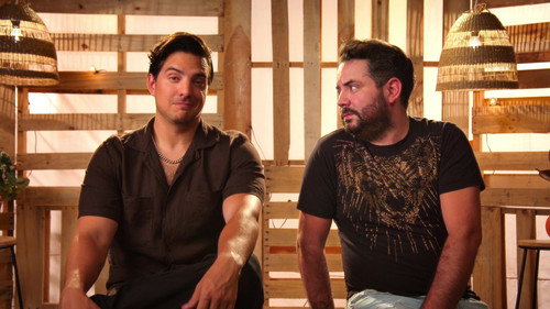 Par de ideotas Season 2 Episode 1 - Alacranes