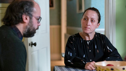 EastEnders Season 41 Episode 16 - 7057