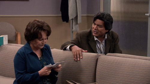 George Lopez Season 3 Episode 4 - Feel the Burn