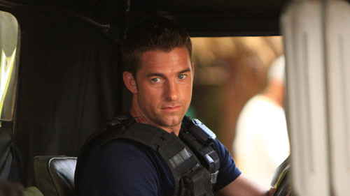 Last Resort Season 1 Episode 2 - Blue On Blue