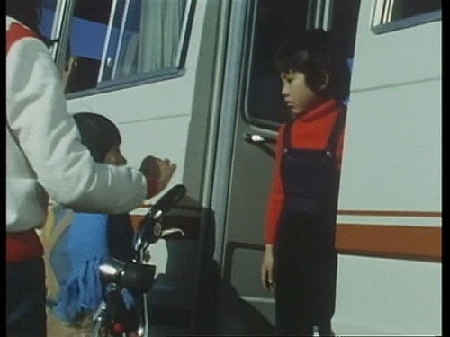 Kamen Rider Season 4 Episode 17 - Mt. Fuji's Big Explosion? Tokyo's Frying Pan Operation!