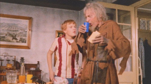 Catweazle Season 1 Episode 1 - The Sun in a Bottle