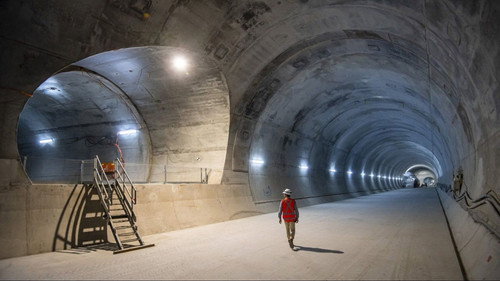 Sydney's Super Tunnel Season 2 Episode 1 - Great Expectations