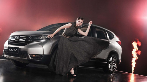 Indonesia's Next Top Model S1E5 — The Girl Who Is on Fire