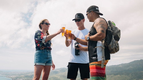 Beerland Season 1 Episode 5 - Hawaii