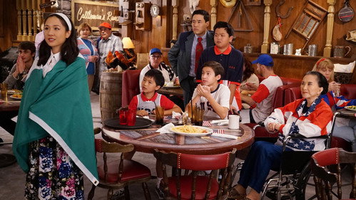 Fresh Off the Boat Season 3 Episode 2 - Breaking Chains