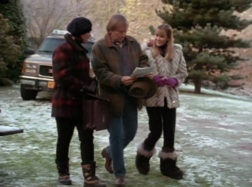 Northern Exposure Season 6 Episode 12 - Mi Casa, Su Casa