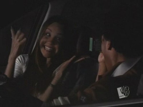 What I Like About You Season 1 Episode 5 - Cool Older Sister