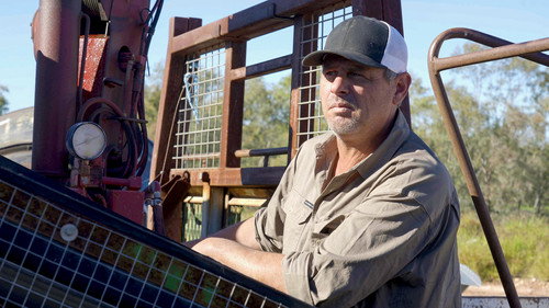 Outback Opal Hunters Season 15 Episode 4 - Dead in the Water