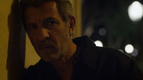 Episode 902 still