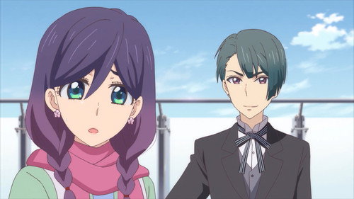 Kiss Him, Not Me Season 1 Episode 4 - Christmas in the Holy Land