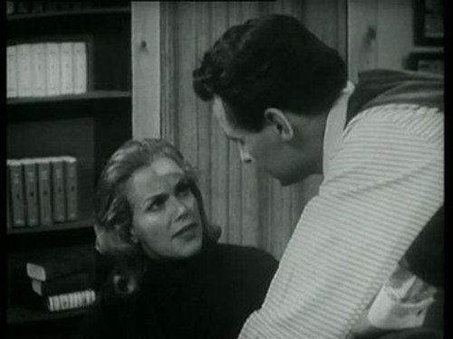 The Avengers Season 2 Episode 7 - The Mauritius Penny