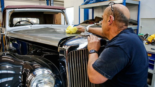 Richard Hammond's Workshop Season 2 Episode 7 - 1950s Alvis