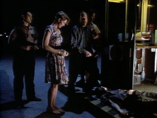 Swamp Thing Season 3 Episode 15 - Hide in the Night