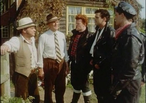The Darling Buds of May Season 2 Episode 6 - A Season of Heavenly Gifts (2)