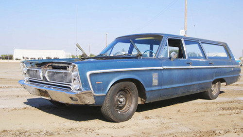 Hot Rod Garage Season 4 Episode 8 - Tire Killer! ’66 Fury Wagon! Big-Block Stroker Wagon Gets Big Power!