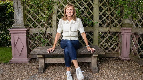 Antiques Roadshow Season 43 Episode 8 - Kenilworth Castle 1