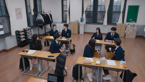 Nineteen to Twenty Season 1 Episode 1 - Episode 1