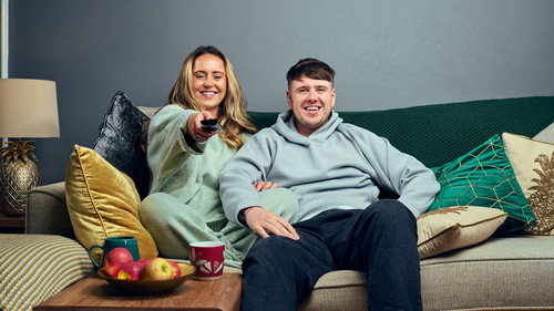 Gogglebox Season 23 Episode 1 - Episode 1