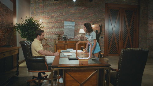 Everywhere I go Season 1 Episode 12 - It's Hard to be Without You