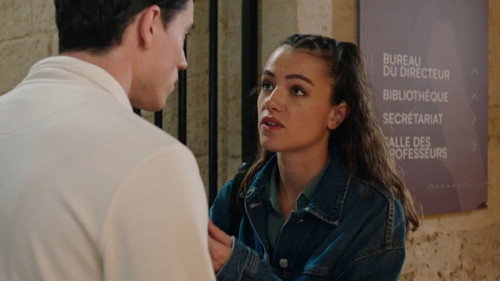 Episode 1054 still