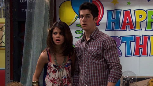 Wizards of Waverly Place Season 4 Episode 11 - Zeke Finds Out