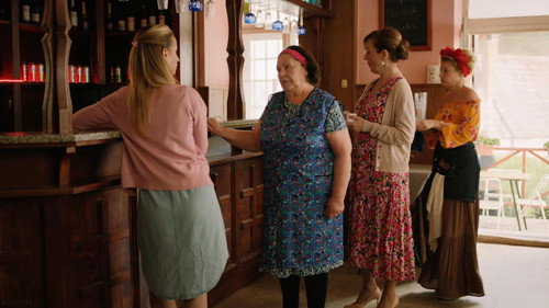 A mi kis falunk Season 10 Episode 15 - Episode 15