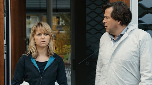 Episode 7 still