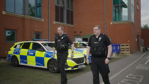 Crimewatch Live Season 20 Episode 12 - Running towards Danger