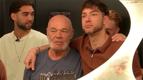 Episode 121 still
