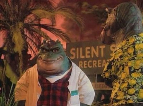 Dinosaurs Season 4 Episode 2 - Earl, Don't Be a Hero