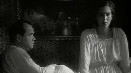 Heimat Season 1 Episode 7 - Soldiers and Love (1944)