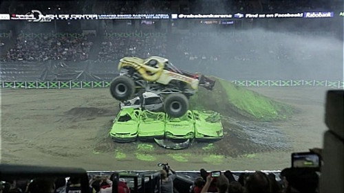 How to Build... Everything Season 1 Episode 4 - Make a Monster Truck