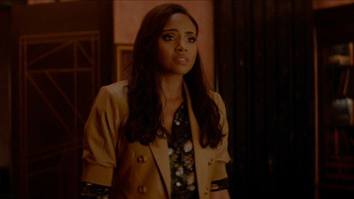 Batwoman Season 2 Episode 16 - Rebirth