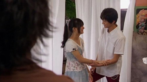 Siblings, Rescue, Eiji Leaves still