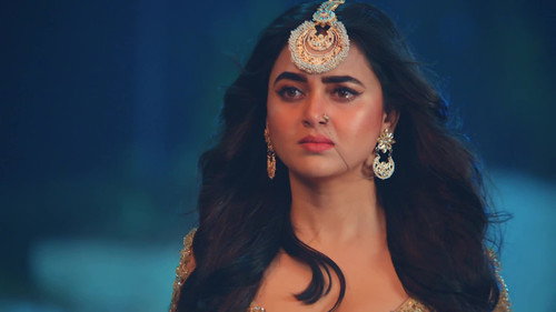 Prathna Comes Across Her Past still
