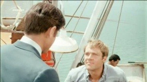 Hawaii Five-O Season 1 Episode 8 - Twenty-Four Karat Kill