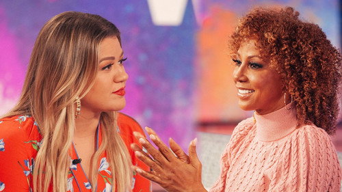 Holly Robinson Peete, Candace Cameron Bure, Lacey Chabert, Kane Brown still