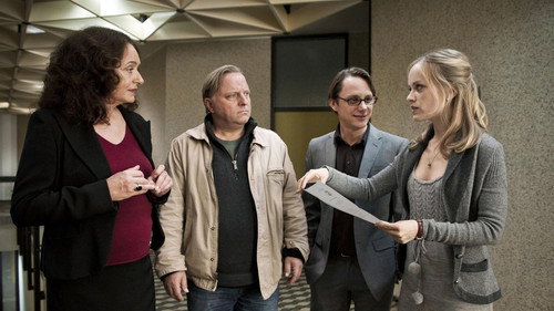 Scene of the Crime Season 43 Episode 10 - Limping Leg