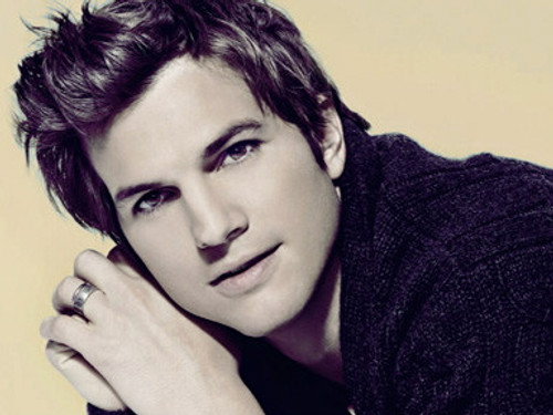 Saturday Night Live Season 35 Episode 14 - Ashton Kutcher/Them Crooked Vultures