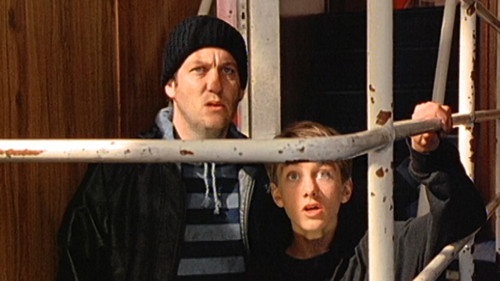 Round the Twist Season 2 Episode 4 - Pink Bow Tie