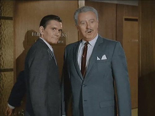Bewitched Season 1 Episode 11 - It Takes One to Know One