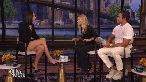 LIVE with Kelly and Mark Season 39 Episode 2 - Gal Gadot