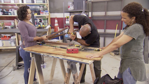 Flea Market Flip Season 9 Episode 1 - Mama Knows Chairs