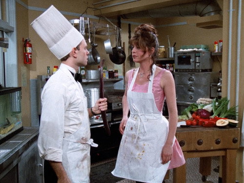 Frasier Season 2 Episode 23 - The Innkeepers